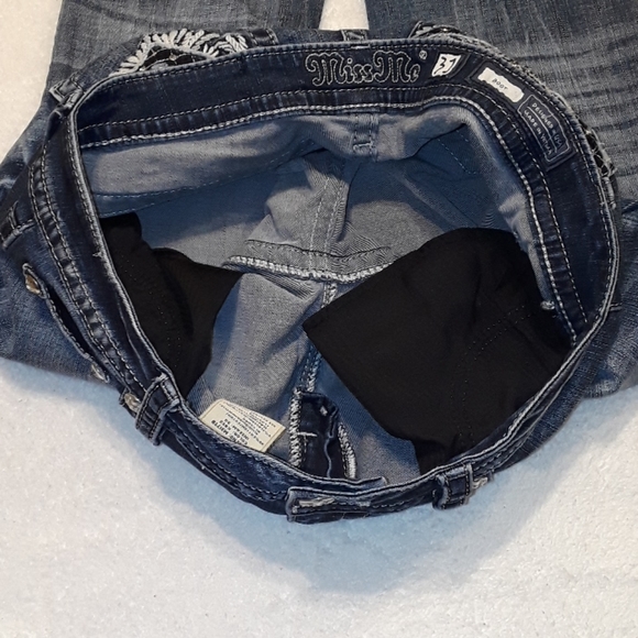 Miss Me Bootcut Jeans. Women's Size: Waist 31x34 Inseam. - Picture 9 of 10